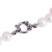 Load image into Gallery viewer, Natural and genuine white pearls, authentic pearls, real pearls, natural color 