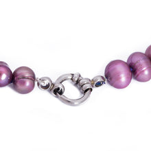 Load image into Gallery viewer, Hazel & Marie: Cultured Pearl bracelet large lavender, purple pearls with clasp