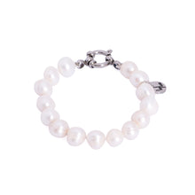 Load image into Gallery viewer, Natural and genuine white pearls, authentic pearls, real pearls, natural color