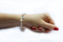 Load image into Gallery viewer, Gatsby Pearl Bracelet Natural