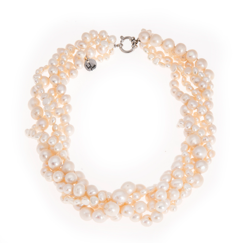 Hazel & Marie: Cultured Pearl necklace twisted in natural color