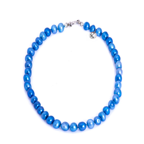 Hazel & Marie: Cultured Pearl Betty Large Size Pearl Necklace in Blue