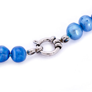 Hazel & Marie: Cultured Pearl Betty Large Size Pearl Necklace in Blue