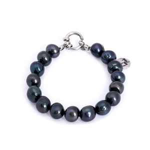 Hazel & Marie: Cultured Pearl bracelet large black pearls