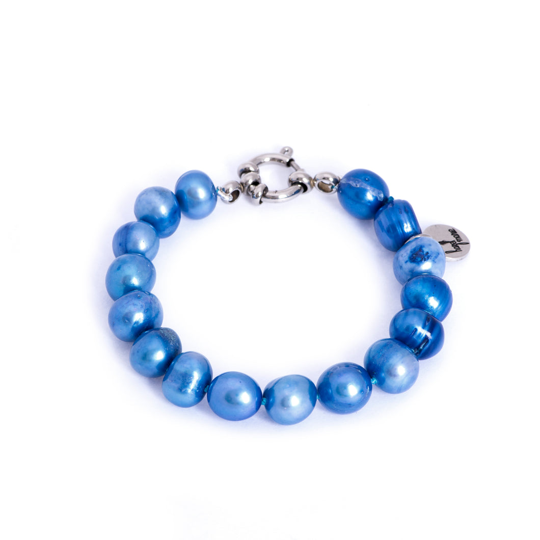 Hazel & Marie: Cultured Pearl bracelet large blue pearls