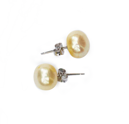 Hazel & Marie: Cultured Pearl large stud earrings in lemonade 